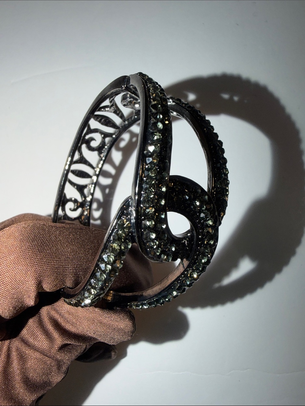 Dark Green Crystal Accent Women's Statement Bracelet Hinged Cuff Style NWOT - Picture 8 of 10